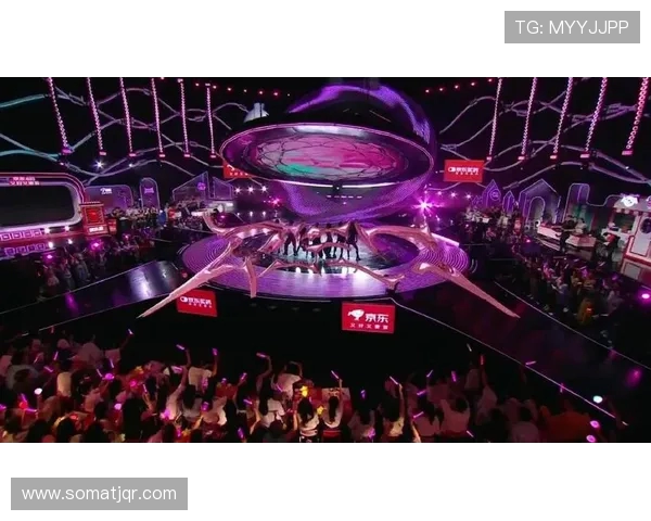 朋克风暴席卷舞台！刀群舞燃爆今夏最飒现场