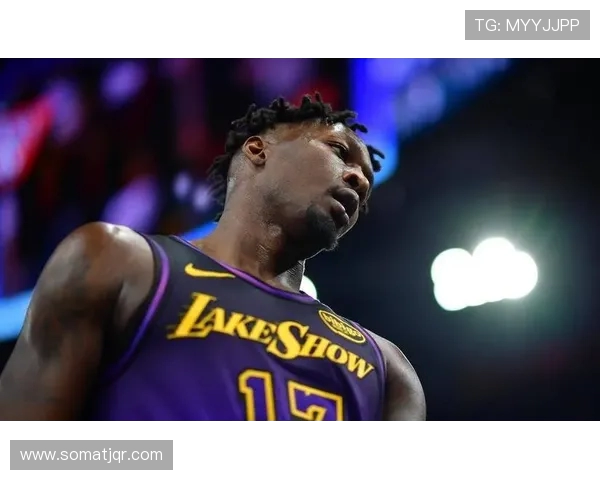 湖人选秀交易落空！小里拒续约 DFS 离队，中锋困局再升级